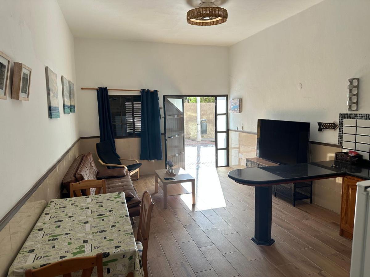 Salinetas Blue Surf House Apartment Telde Exterior photo